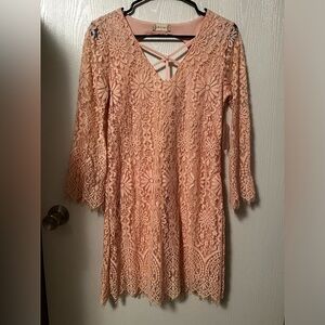 NWT Altar’d State Peachy Pink Lace Keyhole Back Dress Size Small